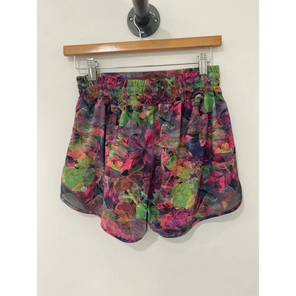 Lululemon Hotty Hot Shorts Size 6